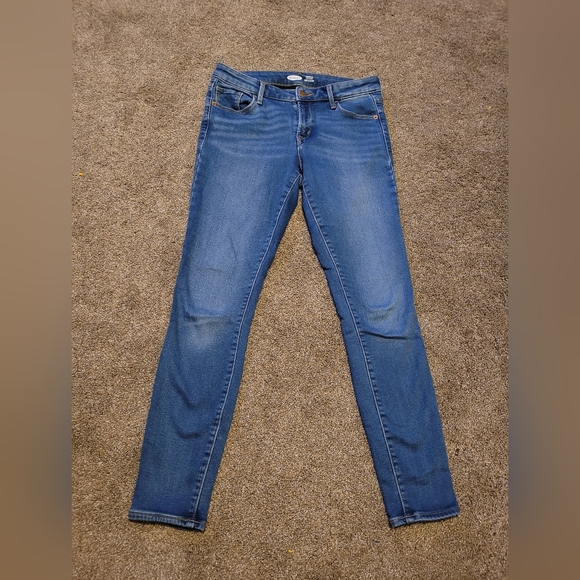 Old Navy Denim - Old Navy Rockstar super skinny jeans size 4